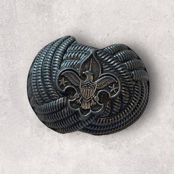 Boy, Cub and Girl Scout lot of vintage pins - Picture 6 of 9